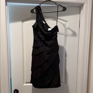 London Times Black One-Shoulder Layered Dress